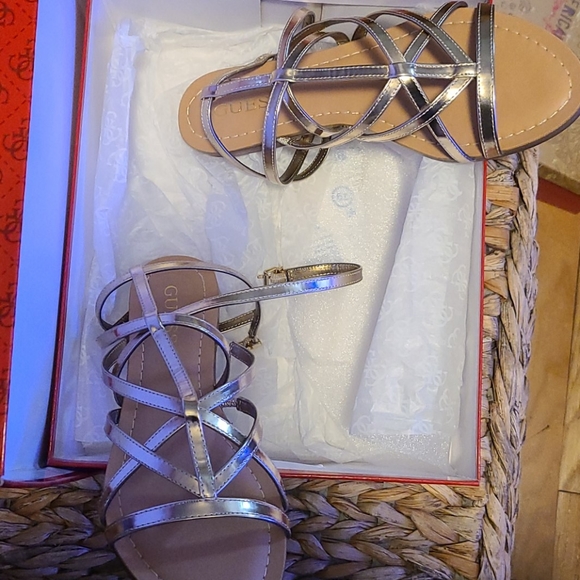Guess Sandals - Picture 3 of 4
